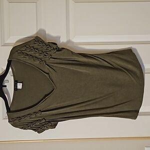 Venus Womens size Small shirt